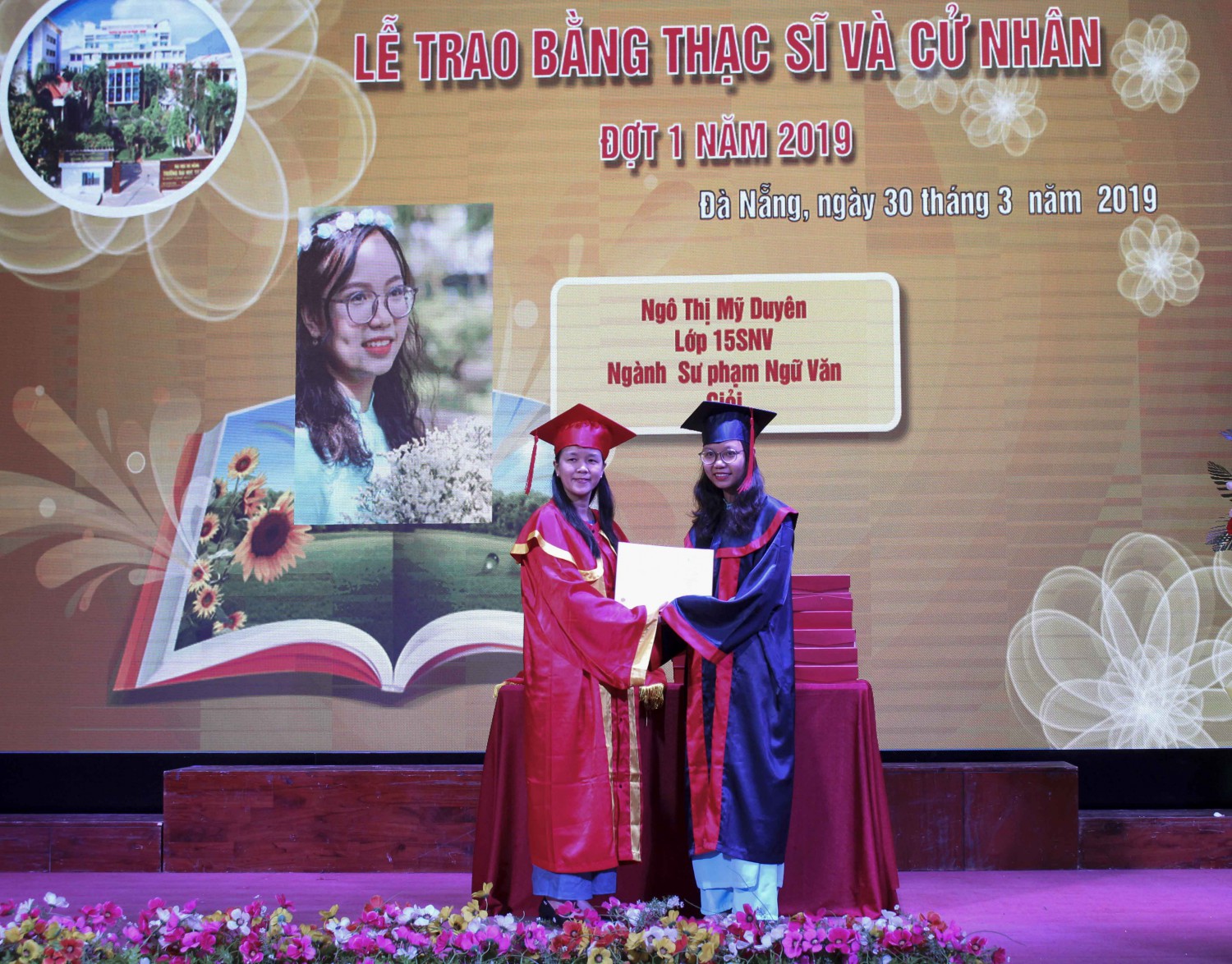 Khoa Ngữ văn: 83 tân Thạc sĩ, tân Cử nhân nhận bằng tốt nghiệp đợt 1