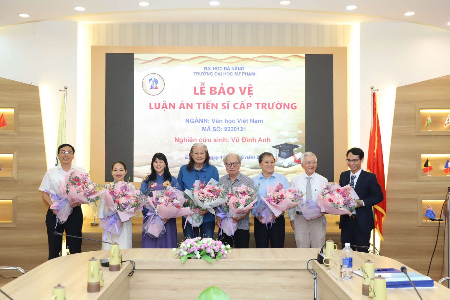 CHÚC MỪNG NCS VŨ ĐÌNH ANH BẢO VỆ THÀNH CÔNG LUẬN ÁN TIẾN SĨ CẤP TRƯỜNG